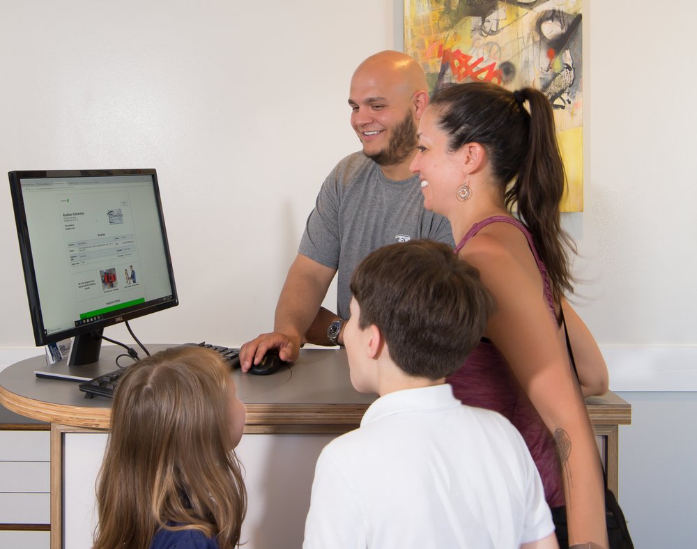 Auto Repair in Washington, D.C. Auto Repair in Washington, D.C.